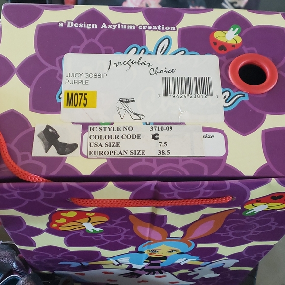 Shoes - Picture 3 of 3